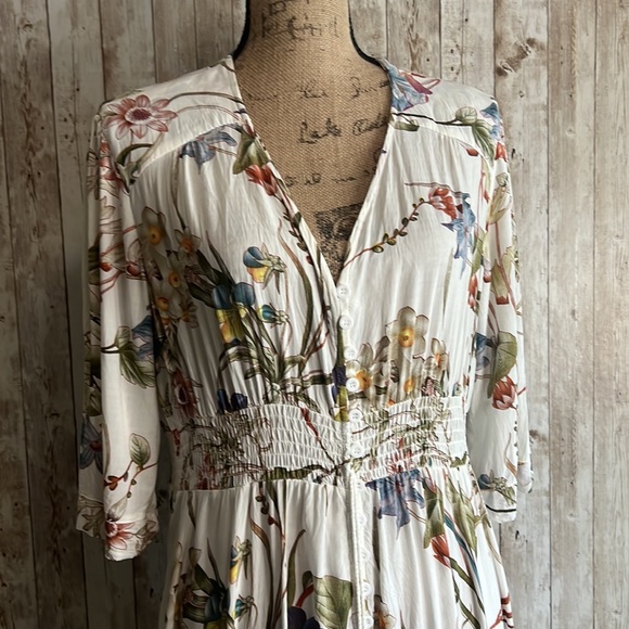 Floral Maxi Dress - White - Picture 3 of 11